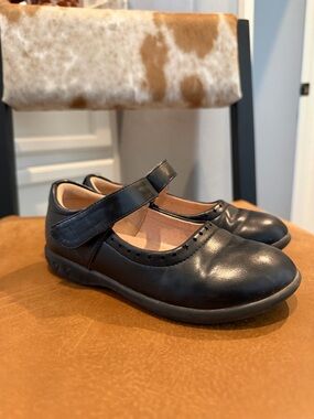 Girls' Black Mary Jane Dress Shoes with Hook-and-Loop Strap